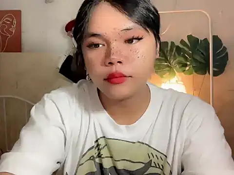 Snapshot of Sassy_lenarxx chatting on July 29, 2026, 3:55 pm Sassy lenarxx online show from July 29, 2026, 3:55 pm