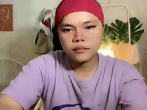 Snapshot of Sassy_lenarxx chatting on July 22, 2026, 12:29 pm Sassy lenarxx online show from July 22, 2026, 12:29 pm