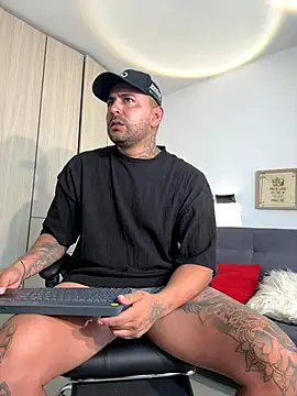 Snapshot of david_k10 chatting on October 2, 2025, 2:20 pm david k10 online show from October 2, 2025, 2:20 pm