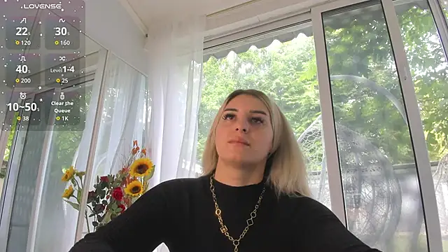Ella Vee online show from June 2, 2026, 6:13 am