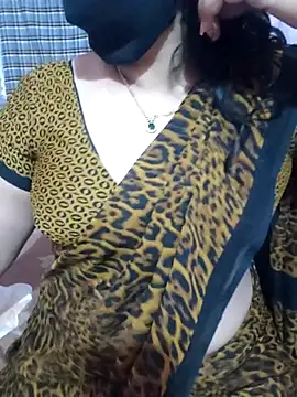 luci-queen online show from April 23, 2026, 6:31 am