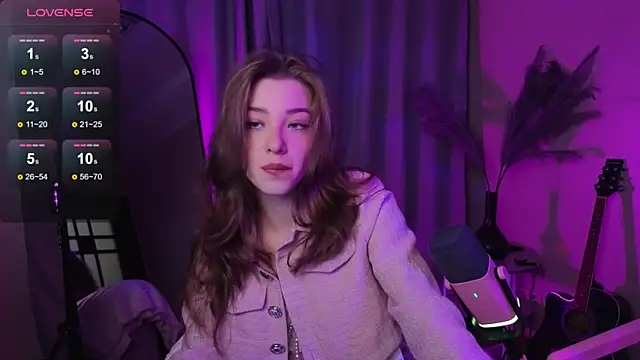 AstraMist online show from September 21, 2025, 2:11 pm