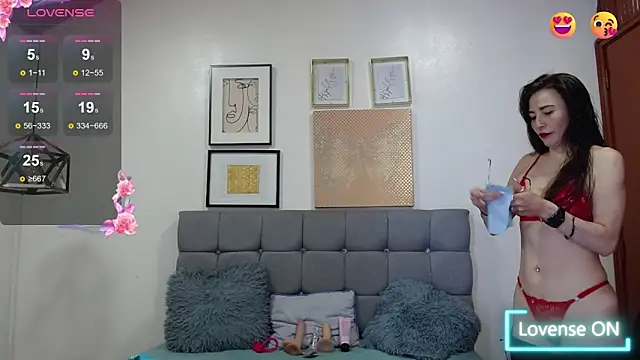  naomi s online show from May 4, 2026, 1:25 pm
