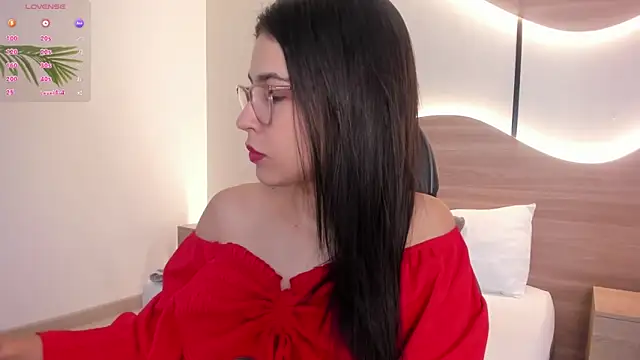 desireee  online show from October 24, 2025, 1:32 pm