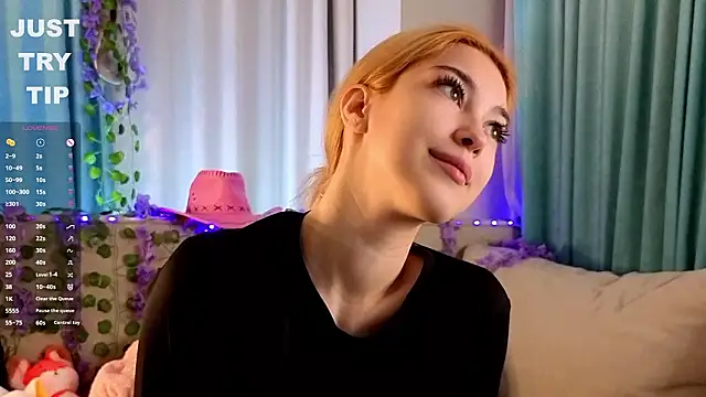 AngelicRice online show from February 13, 2026, 1:22 pm