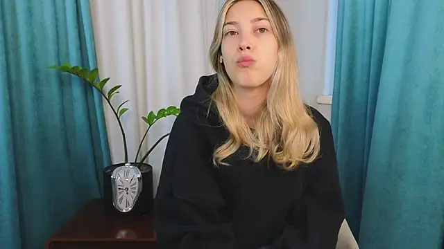 AngelicRice online show from September 13, 2025, 11:10 am