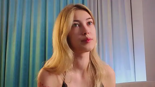 AngelicRice online show from November 30, 2025, 11:11 am