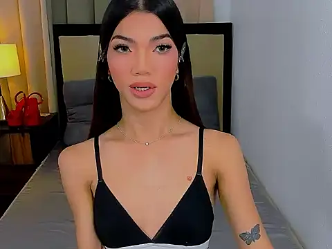 CassieSommereux online show from July 8, 2026, 9:59 pm