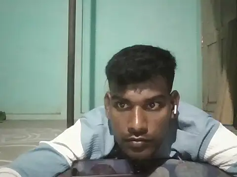 Snapshot of Tamilgud23 chatting on April 28, 2026, 9:30 pm Tamilgud23 online show from April 28, 2026, 9:30 pm