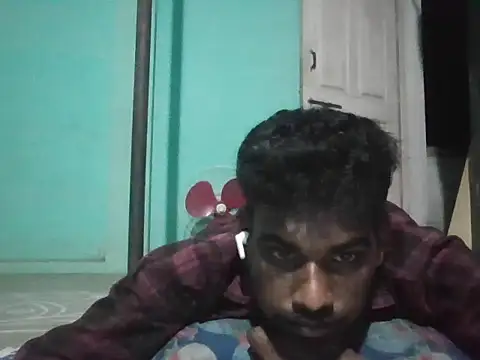 Snapshot of Tamilgud23 chatting on June 1, 2026, 1:33 pm Tamilgud23 online show from June 1, 2026, 1:33 pm