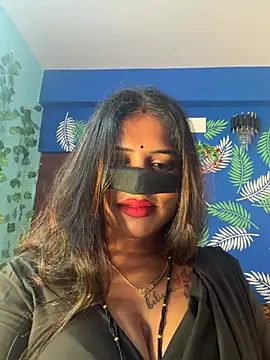 Snapshot of V-Hot-Sweti chatting on June 29, 2026, 6:29 pm V-Hot-Sweti online show from June 29, 2026, 6:29 pm