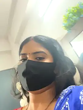 V-Hot-Sweti online show from October 12, 2025, 9:54 am