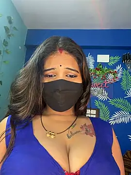 V-Hot-Sweti online show from April 22, 2026, 5:58 am