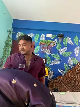 Snapshot of V-Hot-Sweti chatting on June 20, 2026, 6:13 pm V-Hot-Sweti online show from June 20, 2026, 6:13 pm