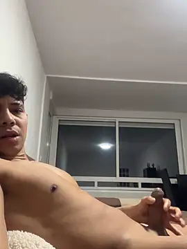 eduin069 online show from March 7, 2026, 8:58 pm