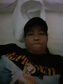 Snapshot of yunkeyc chatting on August 5, 2026, 11:32 pm yunkeyc online show from August 5, 2026, 11:32 pm