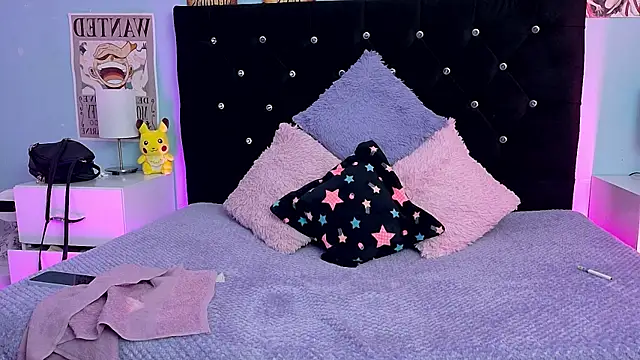 Snapshot of lizz_bela1 chatting on August 5, 2026, 11:54 pm lizz bela1 online show from August 5, 2026, 11:54 pm