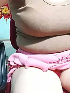 Tasu774 online show from July 27, 2026, 11:39 am