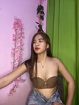 Snapshot of Shy_SexyLady chatting on February 7, 2026, 1:30 pm Shy SexyLady online show from February 7, 2026, 1:30 pm