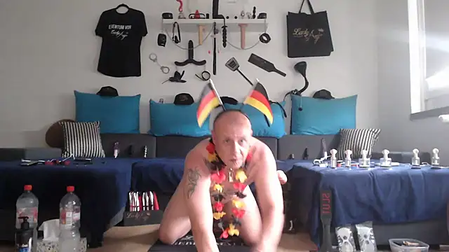 Sklave-Sille online show from June 22, 2026, 5:10 pm
