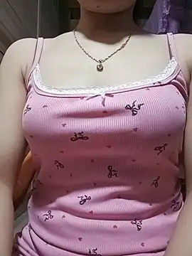 LucyyLy online show from July 29, 2026, 11:42 am
