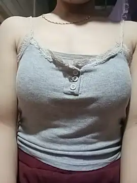 LucyyLy online show from July 11, 2026, 12:38 pm