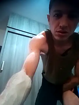 DebutingPathway online show from October 23, 2025, 4:27 pm