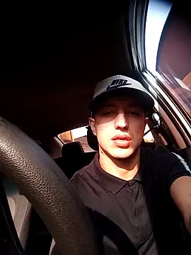 DebutingPathway online show from September 14, 2025, 12:49 pm