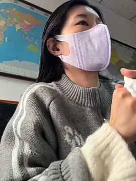 Lulu125216 online show from October 26, 2025, 7:31 am