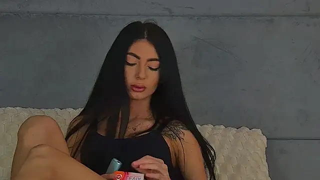 MadisonKroft online show from March 22, 2026, 5:10 am