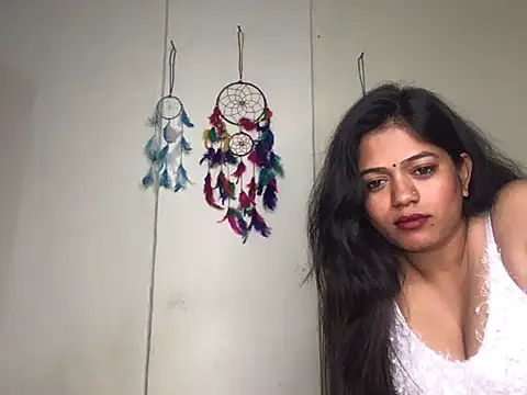 Snapshot of HoleyCoupon chatting on January 11, 2026, 7:21 pm HoleyCoupon online show from January 11, 2026, 7:21 pm