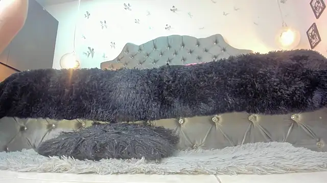 i Carolinee online show from January 7, 2026, 2:00 pm