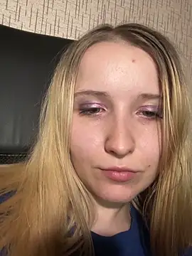 Milana Key online show from September 14, 2025, 12:33 am