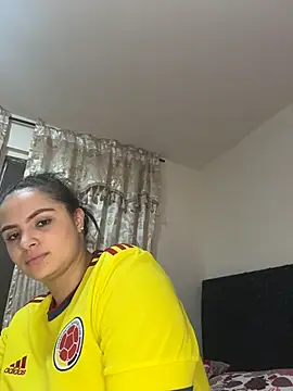 Tayler Kim online show from June 17, 2026, 9:36 pm