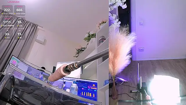 Ur lil bb online show from September 12, 2025, 9:09 am