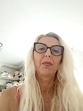 sexyBLONDE46  online show from June 12, 2026, 10:57 am