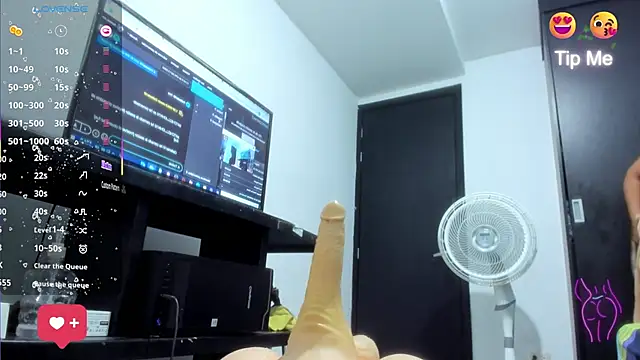 lunna noir online show from November 26, 2025, 11:16 pm