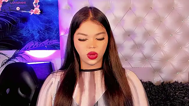 Snapshot of Valeria_Swett_ chatting on June 6, 2026, 8:36 pm Valeria Swett online show from June 6, 2026, 8:36 pm