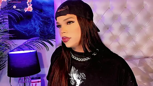 Valeria Swett  online show from July 25, 2026, 8:37 pm