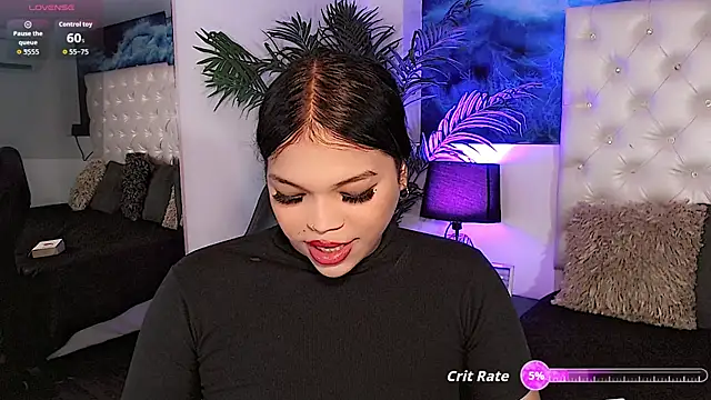 Valeria Swett  online show from January 13, 2026, 8:46 pm