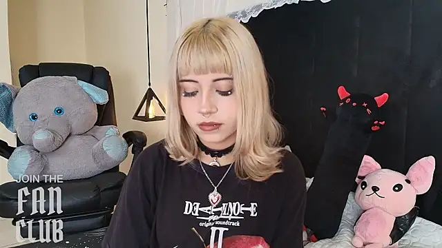 IvyBelle  online show from April 28, 2026, 11:25 am