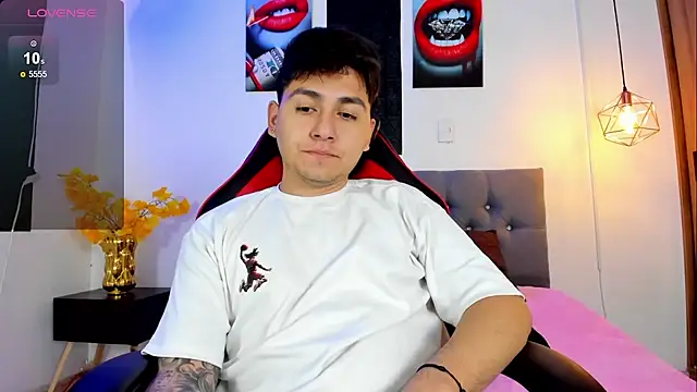 Nicolas James Sc online show from September 12, 2025, 1:55 pm