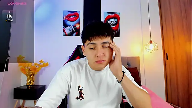 Nicolas James Sc online show from September 26, 2025, 2:24 pm