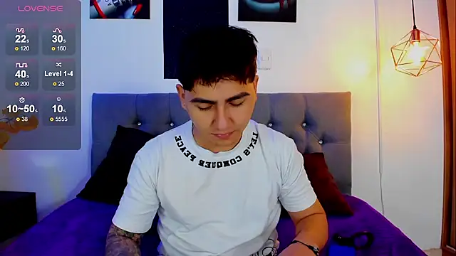 Nicolas James Sc online show from September 19, 2025, 2:21 pm