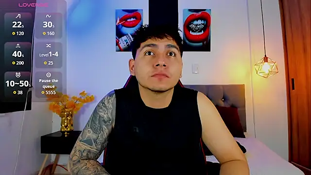 Nicolas James Sc online show from October 2, 2025, 1:36 pm