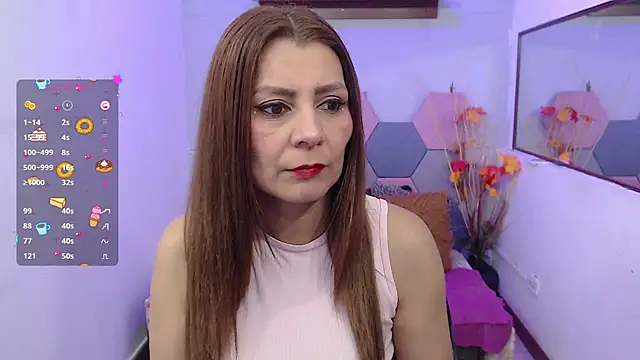Snapshot of Ximena_Grant chatting on June 15, 2026, 11:32 am Ximena Grant online show from June 15, 2026, 11:32 am