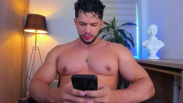 Erick Thompsonx online show from April 25, 2026, 8:50 pm