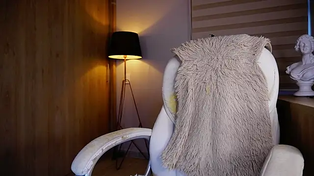 Erick Thompsonx online show from September 26, 2025, 8:27 pm