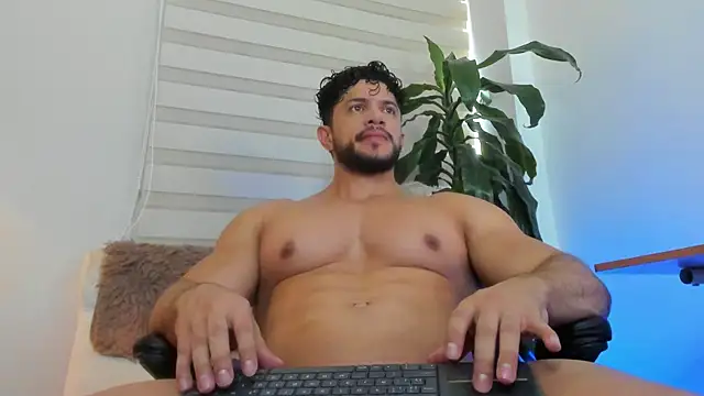 Erick Thompsonx online show from July 18, 2026, 7:33 pm