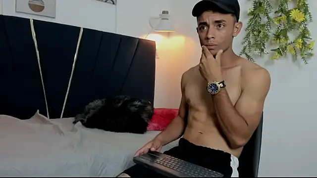 richsexymom online show from October 29, 2025, 12:31 am